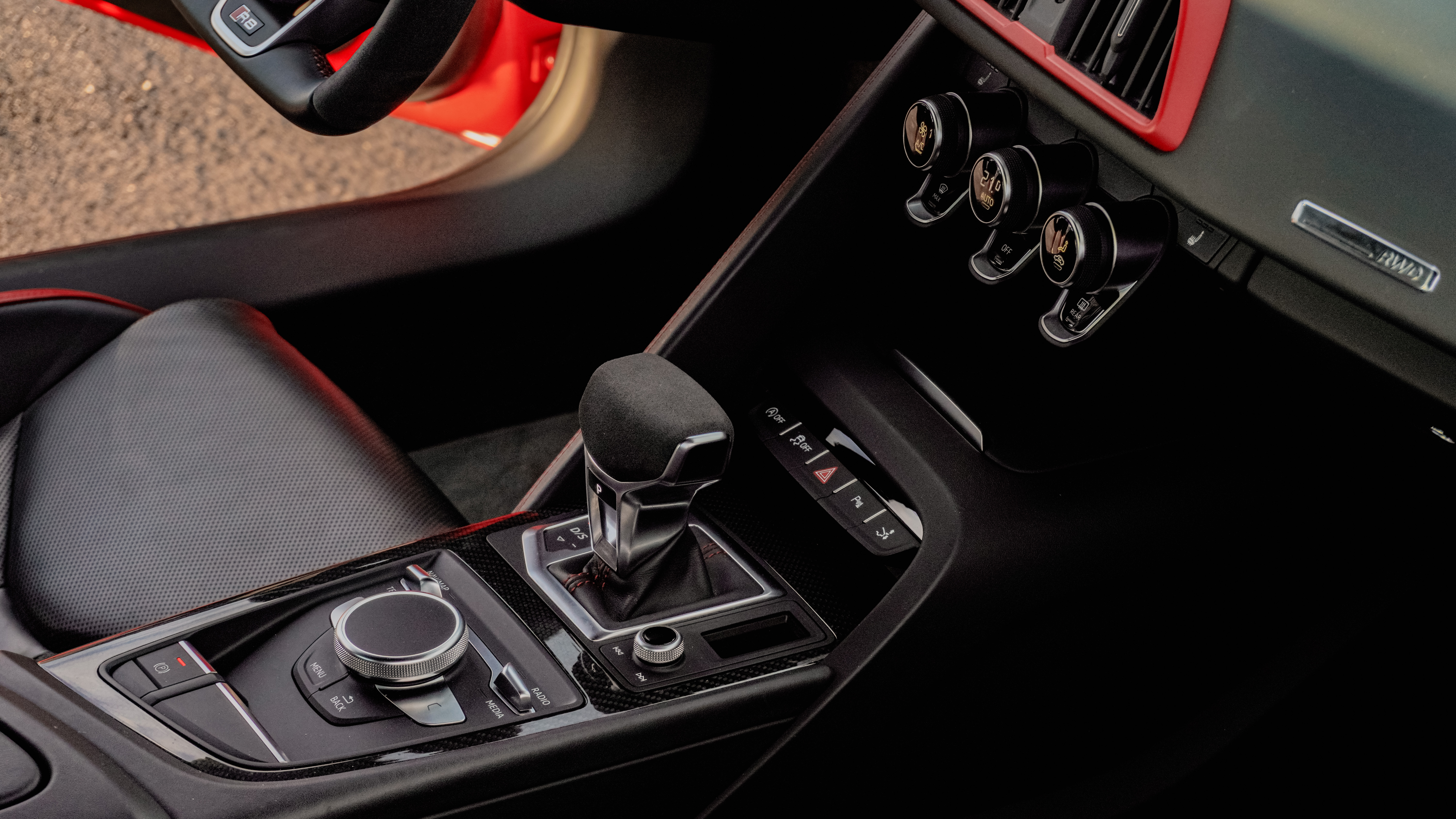 Audi R8 V10 — fotografie 2