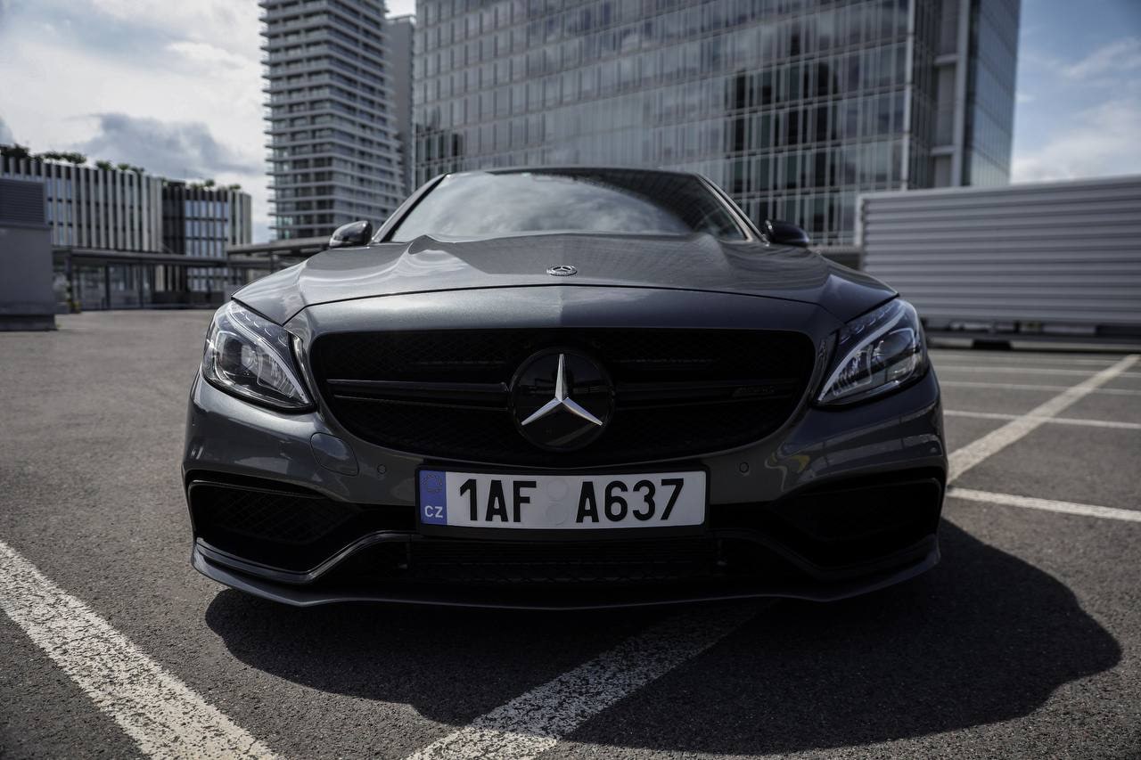 Mercedes-AMG C63 — fotografie 1
