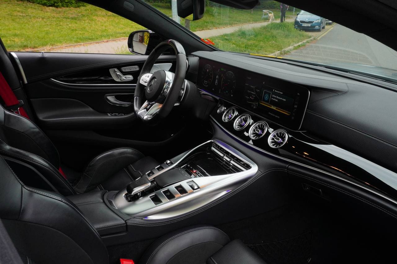 Mercedes-AMG GT 53 — photo 4
