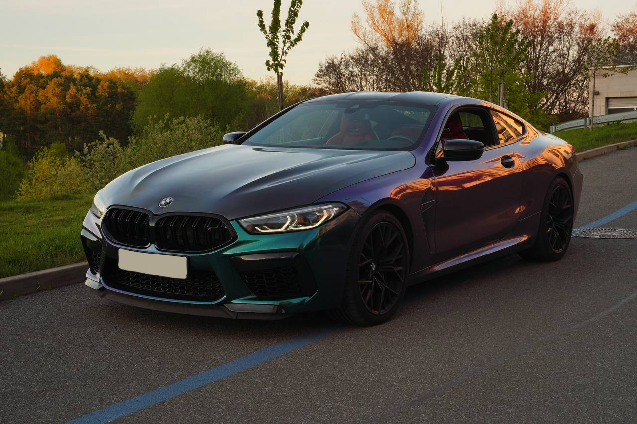 BMW M8 Competition Coupé 2022 — photo 3