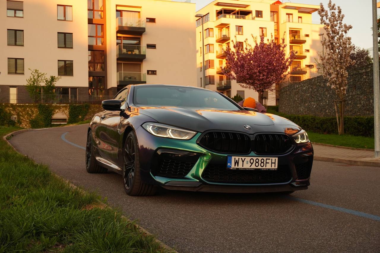 BMW M8 Coupe — photo 1
