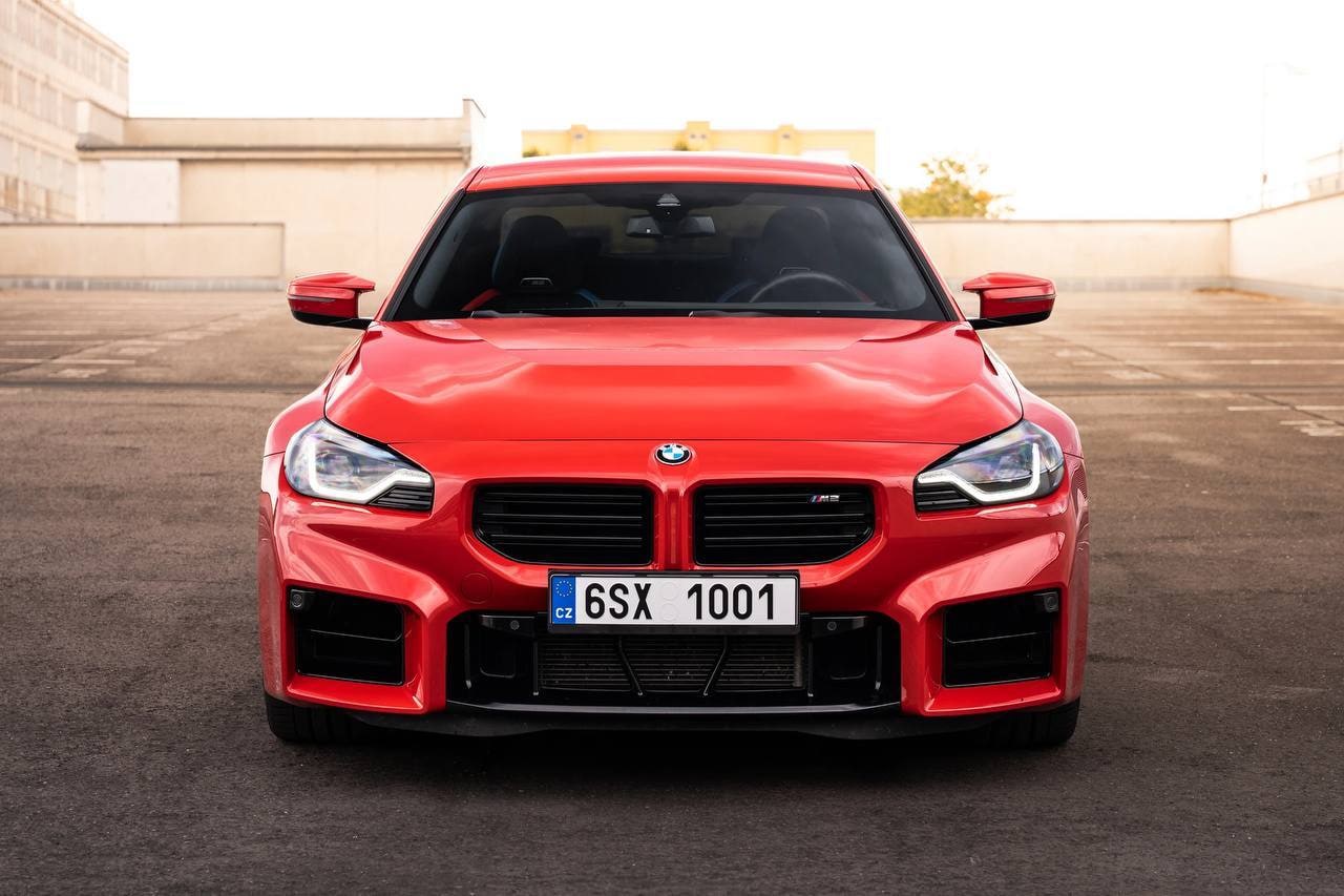 BMW M2 G87 — fotografie 1