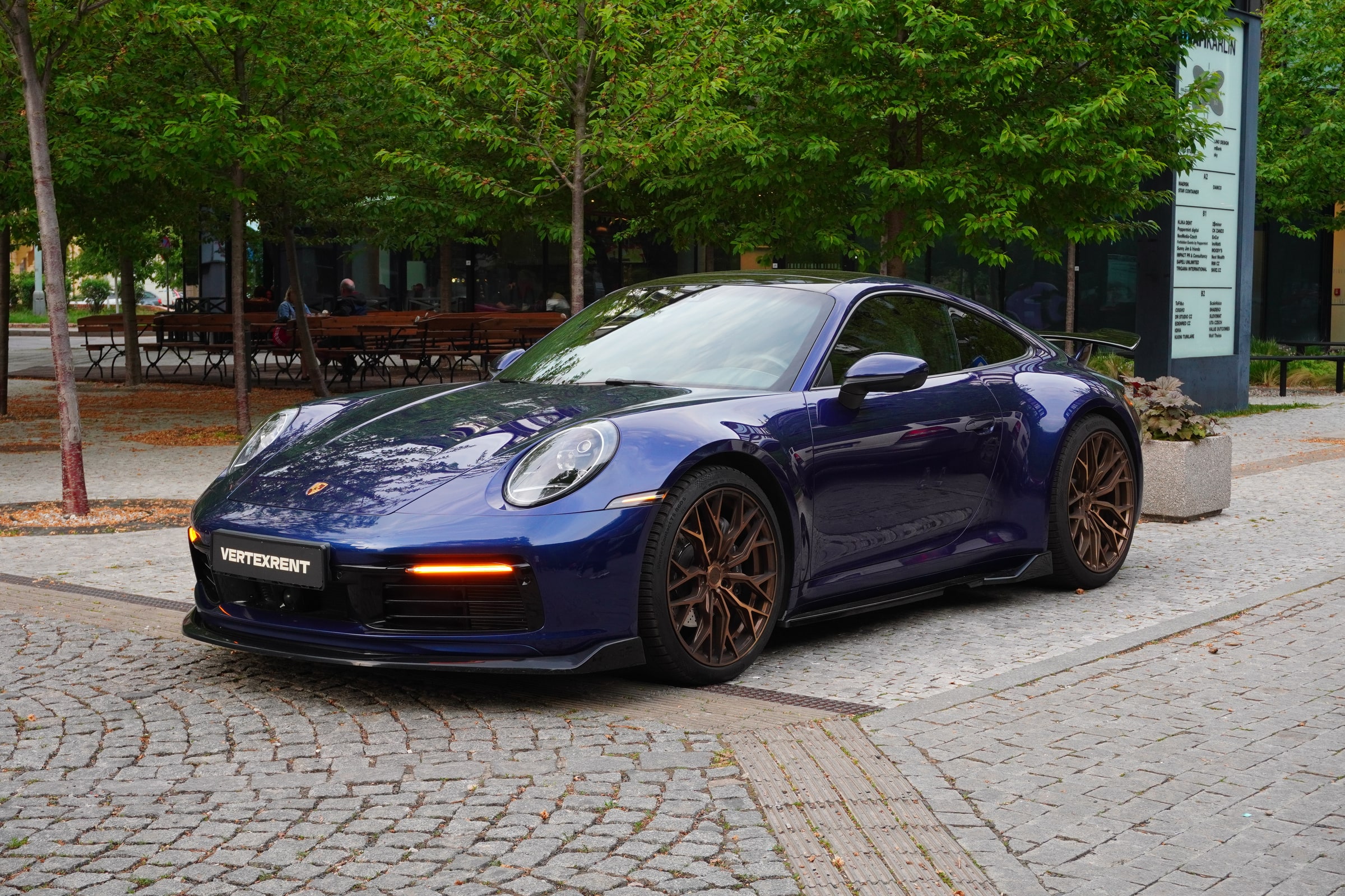 Porsche 911 Carrera (modrá) — fotografie 2